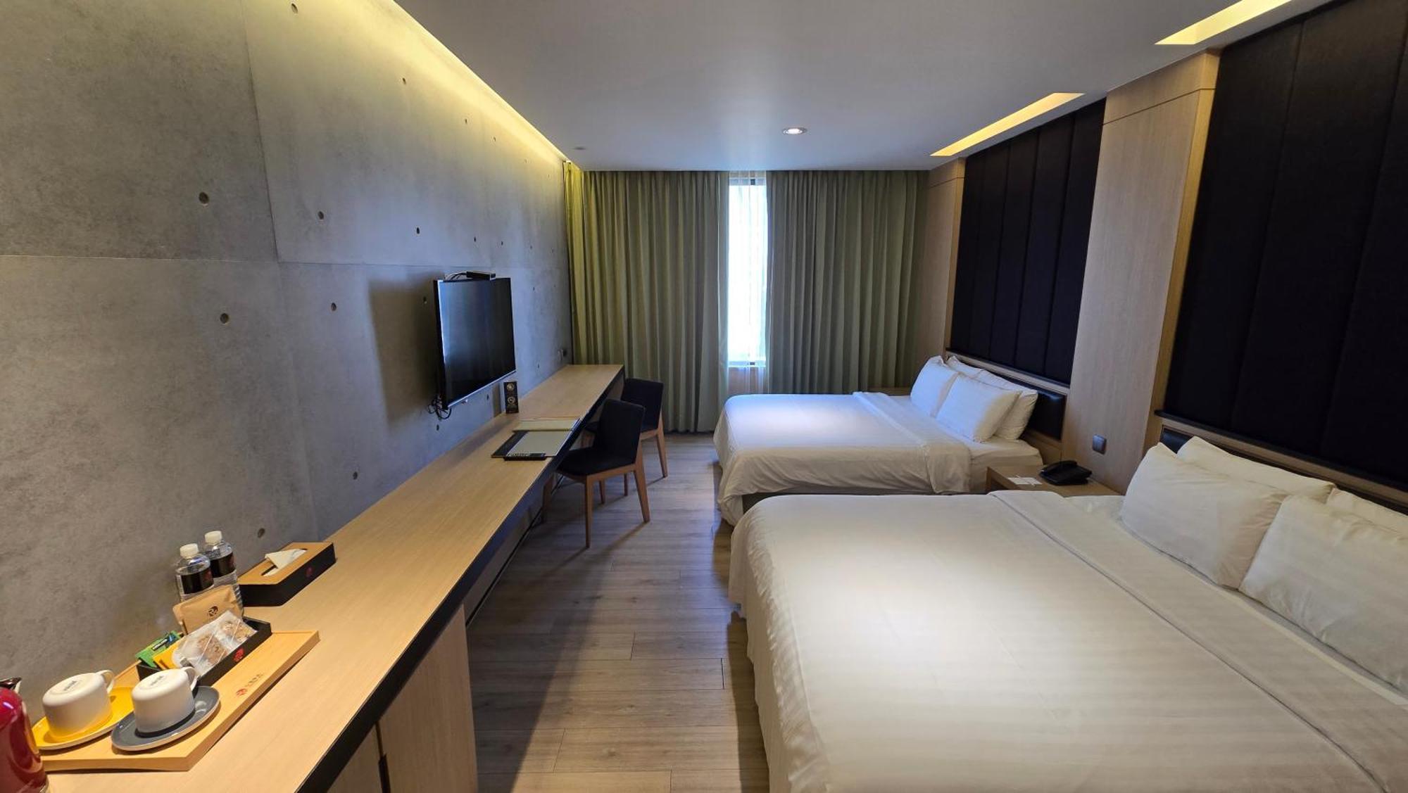Hotel R14 Kaohsiung Exterior foto